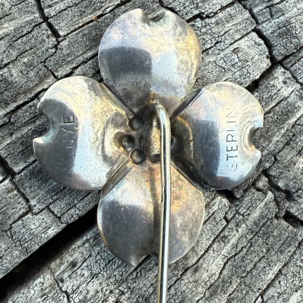 Stuart Nye Sterling Silver Dogwood Pin - Picture 3 of 4